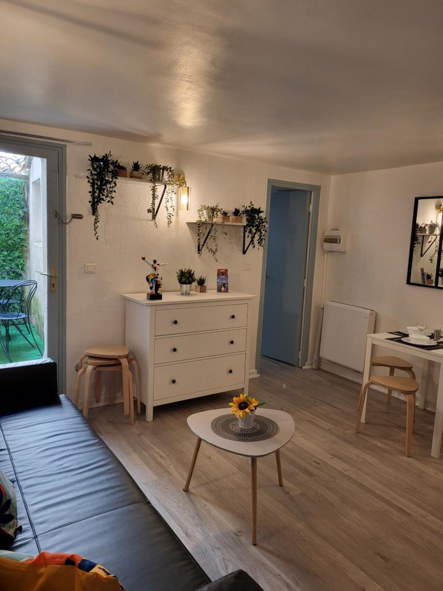 Studio/2 Pieces, Terrasse Avignon Kültér fotó